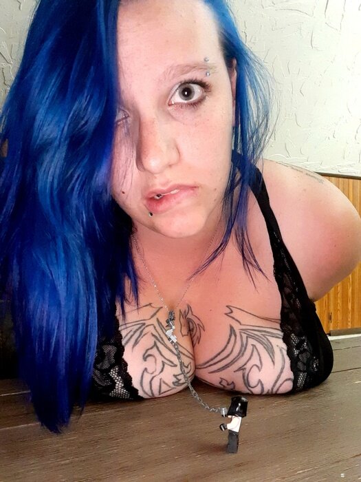 Autumnsunflower9 (@autumnsunflower9), OnlyFans creator