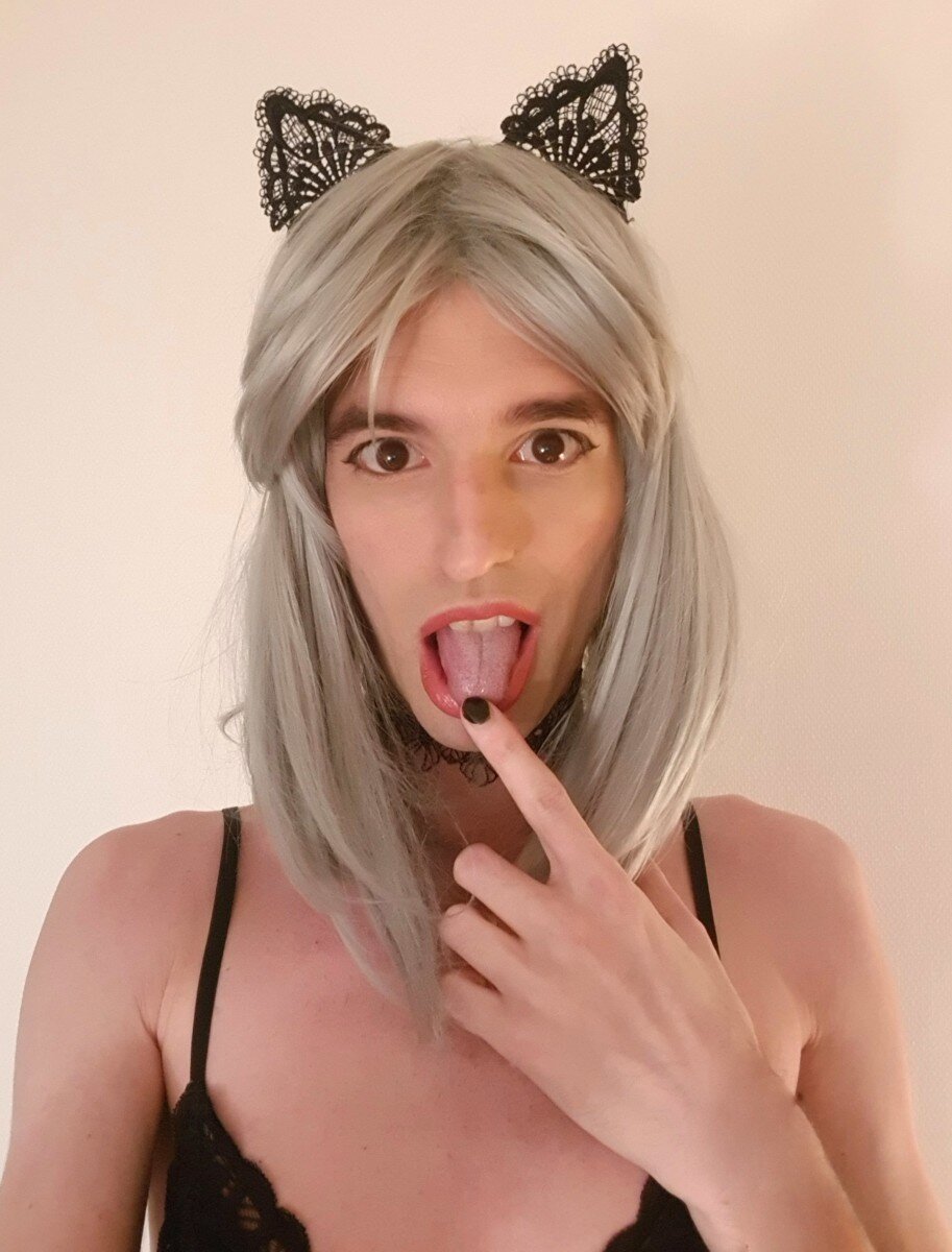 Ava (@ava_adora), OnlyFans creator