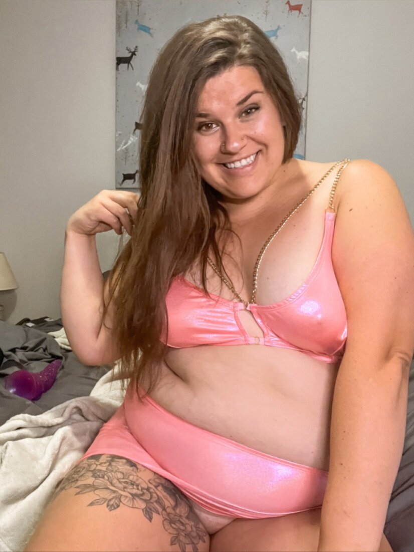 Avaaarose (@avaaa.rose), OnlyFans creator