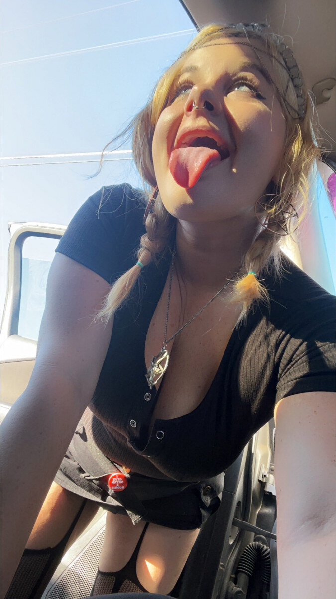 Avibewjenn (@avibewjenn), OnlyFans creator