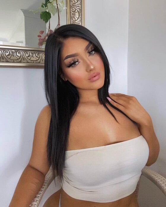 Bbambi111 (@b.bambi111), OnlyFans creator