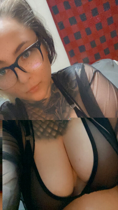 Babeghost (@babe_ghost), OnlyFans creator