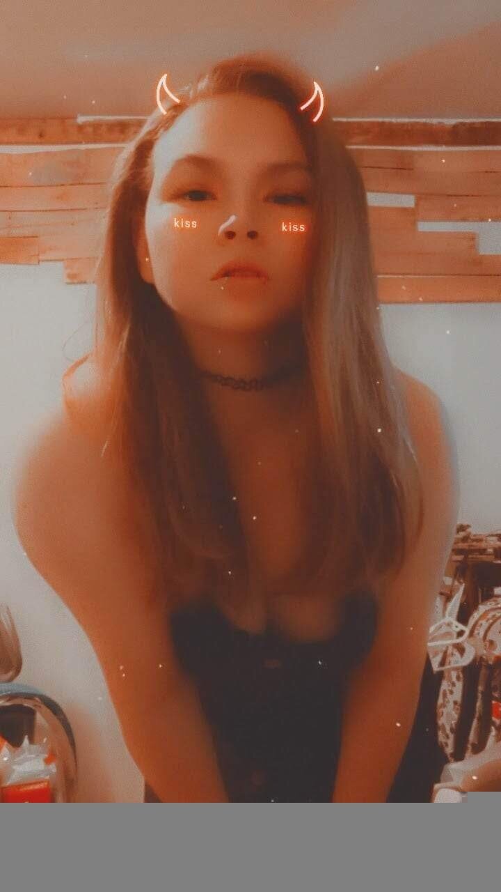 Babygirl6989 (@baby_girl6989), OnlyFans creator