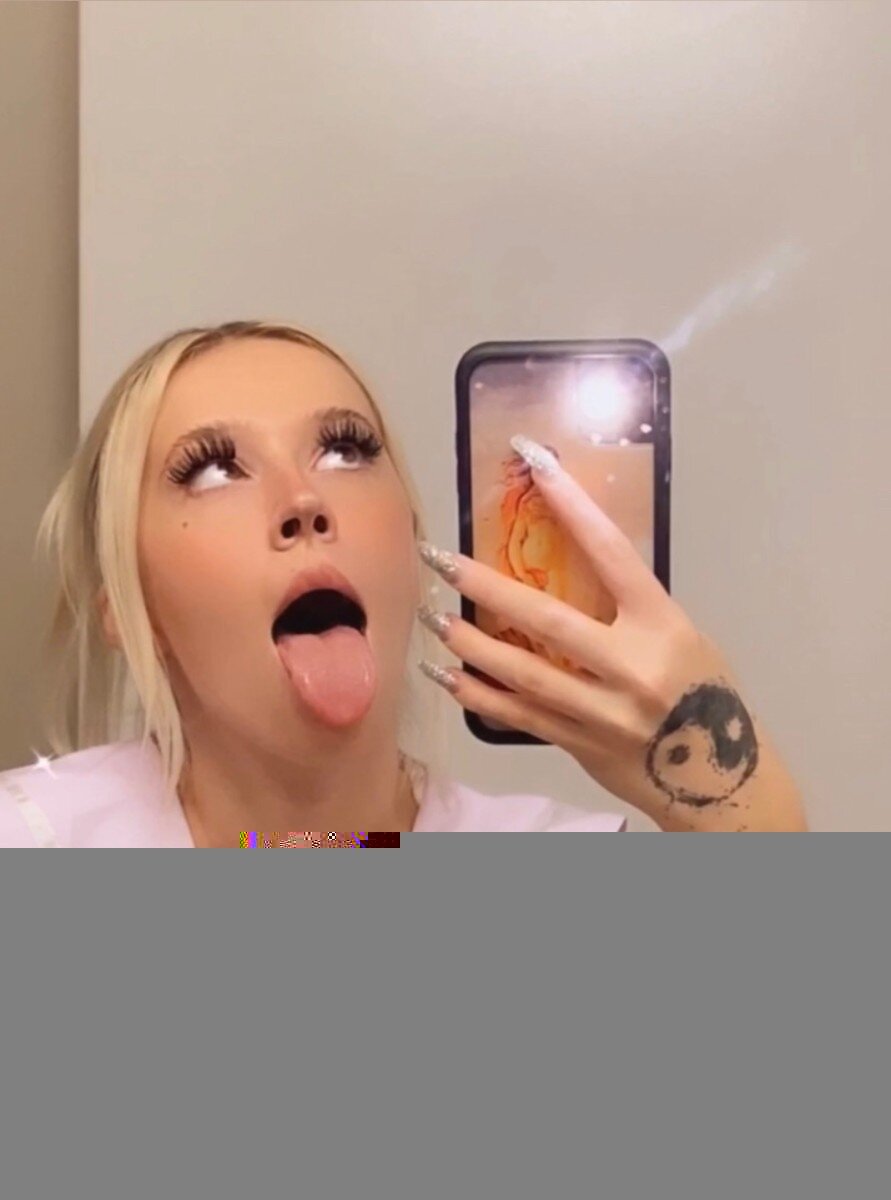 Babyvenus (@baby_venus), OnlyFans creator