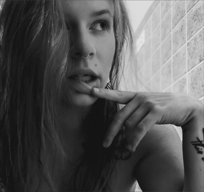 Babyblues7415 (@babyblues7415), OnlyFans creator