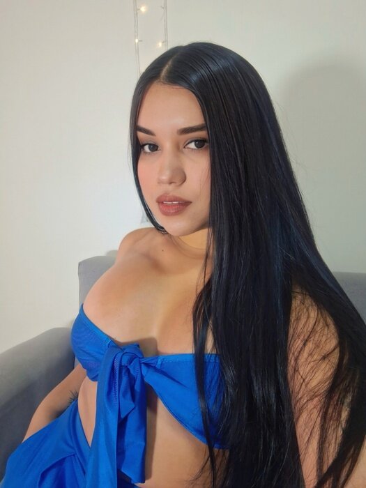 Babycharllotte18 (@babycharllotte18), OnlyFans creator