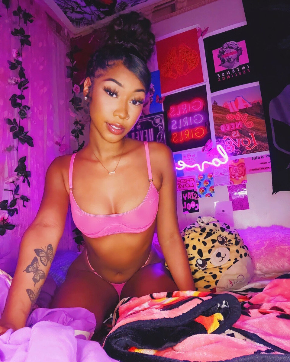 Babyd1ior (@babyd1ior), OnlyFans creator