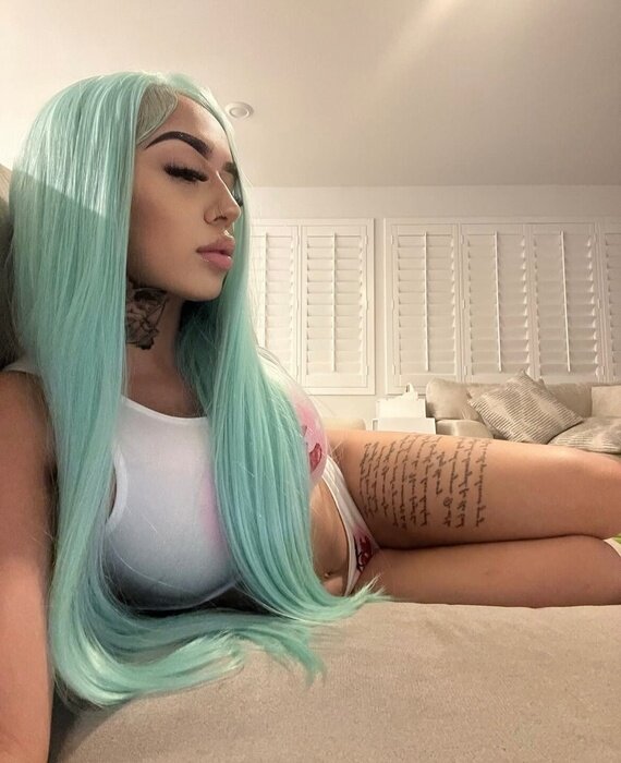 Babydoll8 (@babydoll8), OnlyFans creator