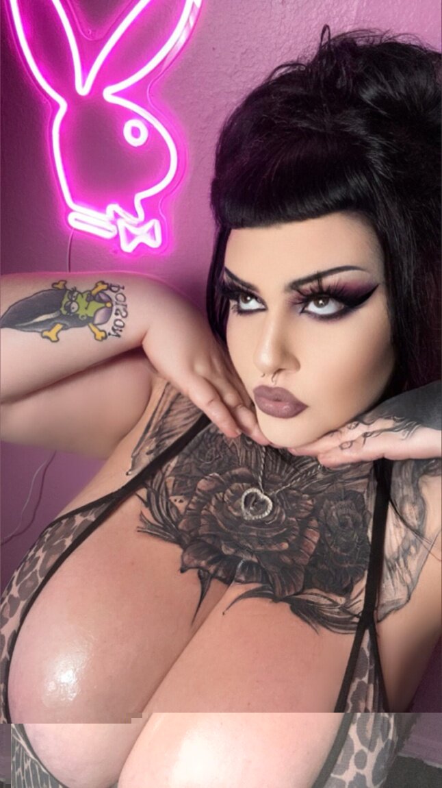 Babydollhex (@babydollhex), OnlyFans creator