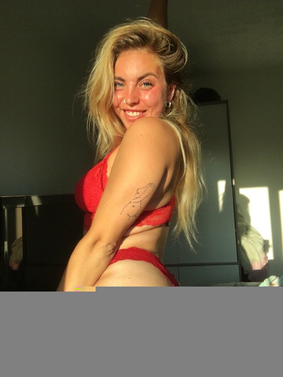 Babygem1 (@babygem1), OnlyFans creator