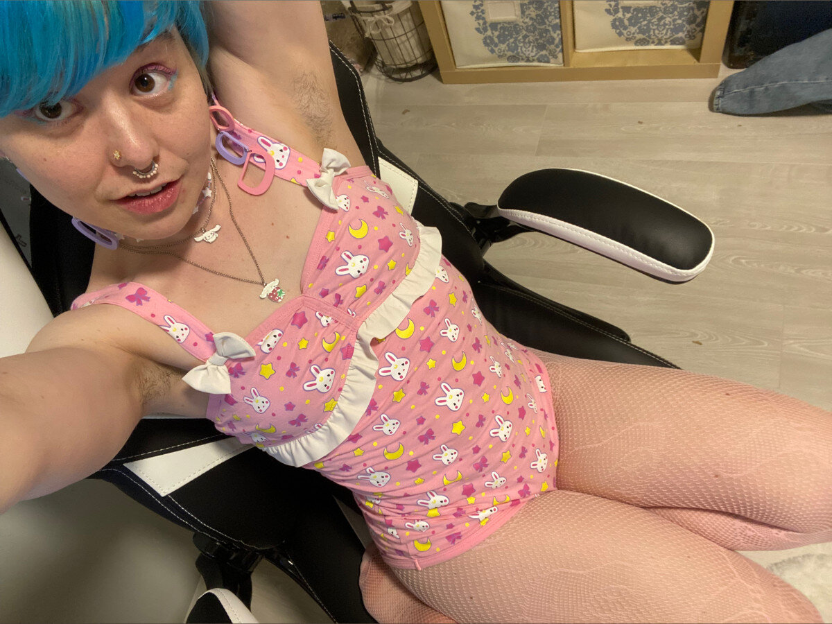 Babypixiekitnfree (@babypixiekitnfree), OnlyFans creator