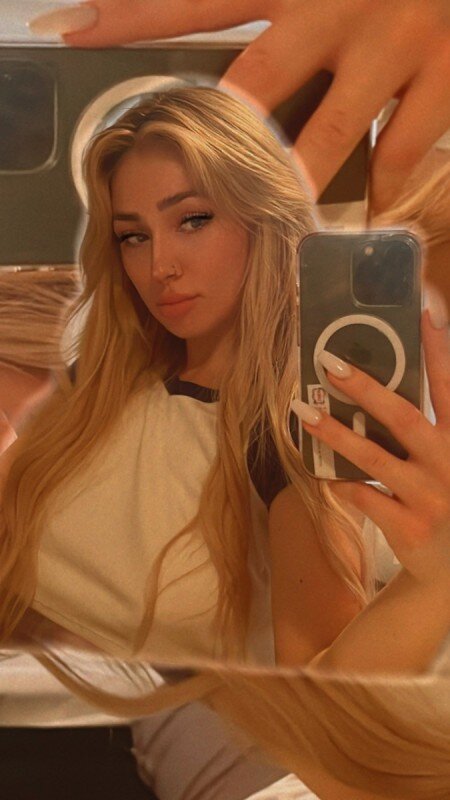 Babyraych (@babyraych), OnlyFans creator