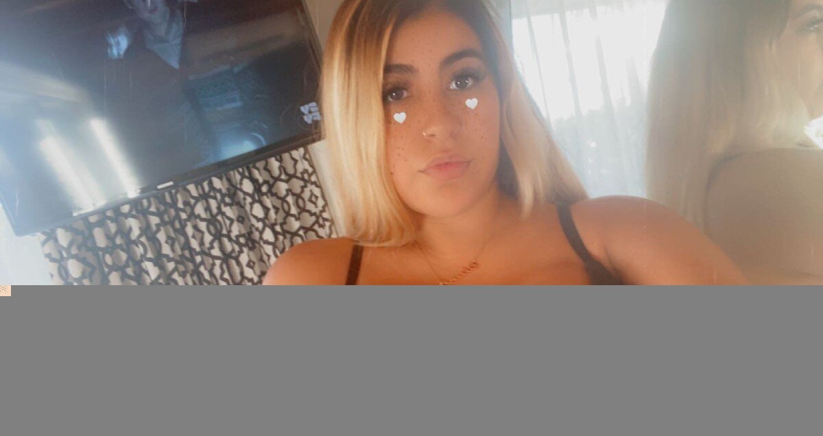 Babyselena (@babyselena), OnlyFans creator