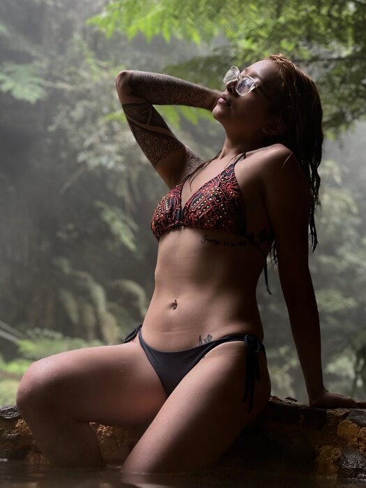 Babyyurleny (@babyyurleny), OnlyFans creator