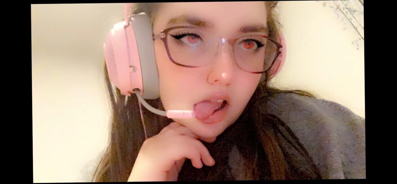 Babyzaylin (@babyzaylin), OnlyFans creator