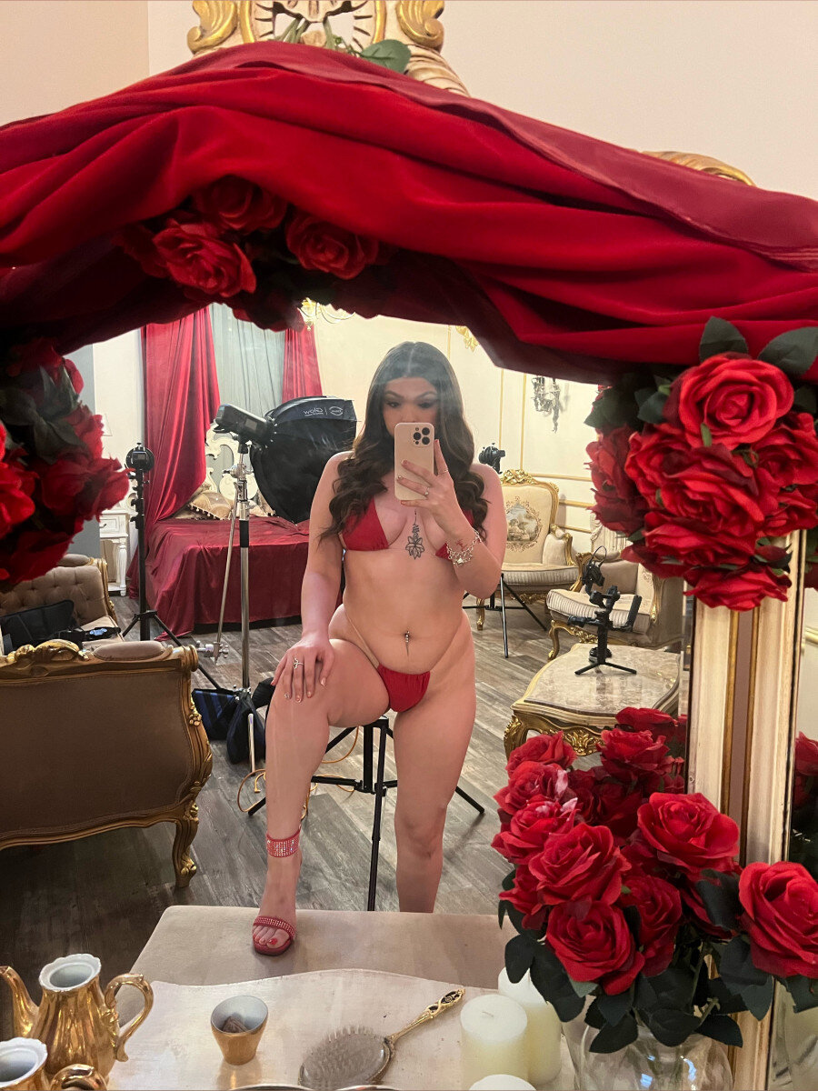 Babyzoi (@babyzoi), OnlyFans creator