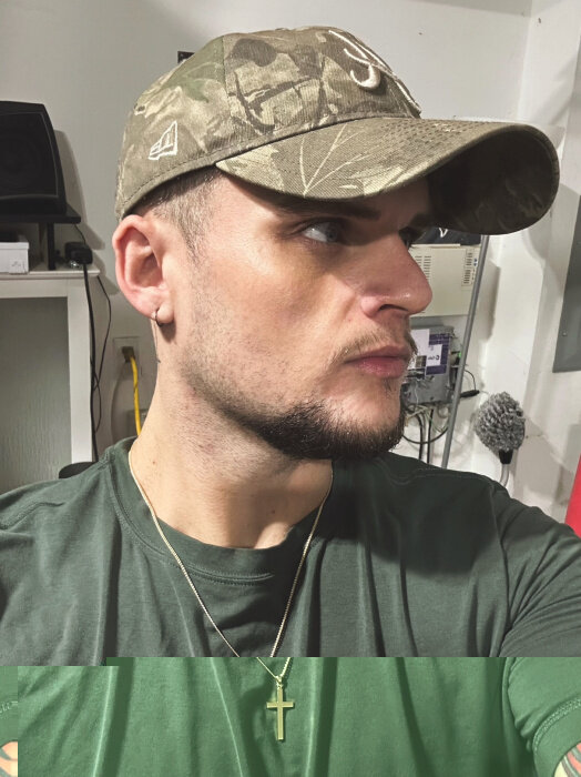 Backwoodsbro (@backwoodsbro), OnlyFans creator