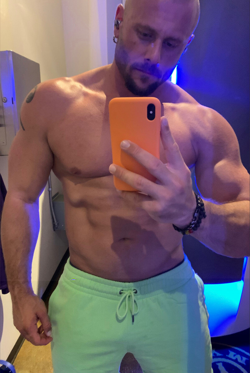 Badashxxx (@bad_ashxxx), OnlyFans creator