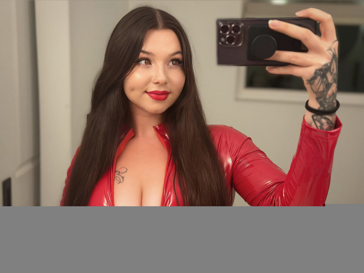Badassmommy (@badassmommy), OnlyFans creator