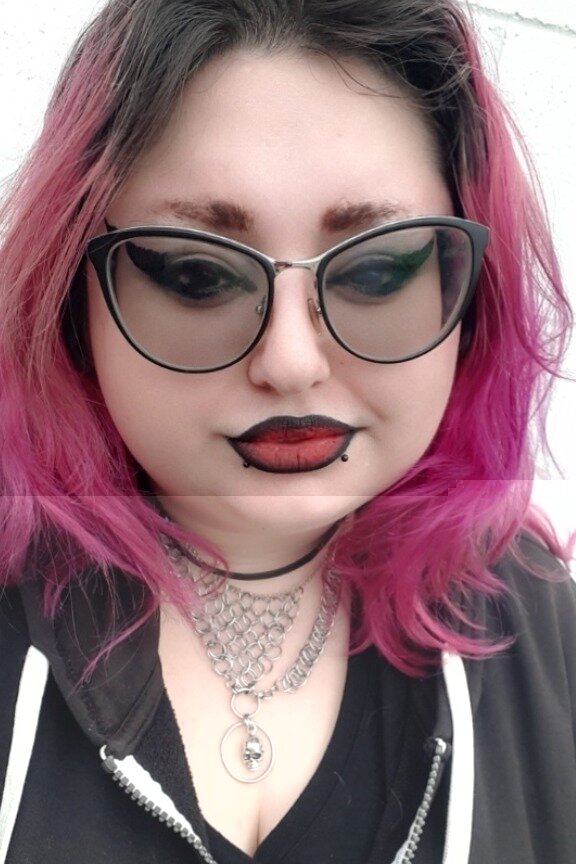 Badblazedwitch (@badblazedwitch), OnlyFans creator