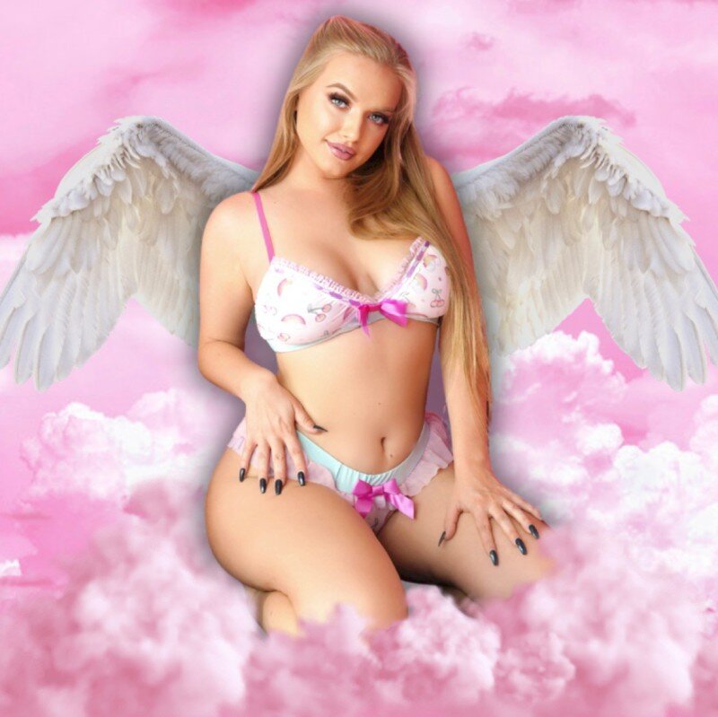 Baddangelfree (@baddangelfree), OnlyFans creator