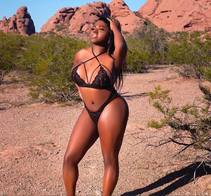 Baddiemakembuss (@baddiemakembuss), OnlyFans creator
