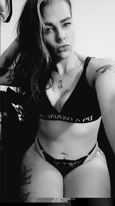 Morticia (@baddiewafatty69), OnlyFans creator