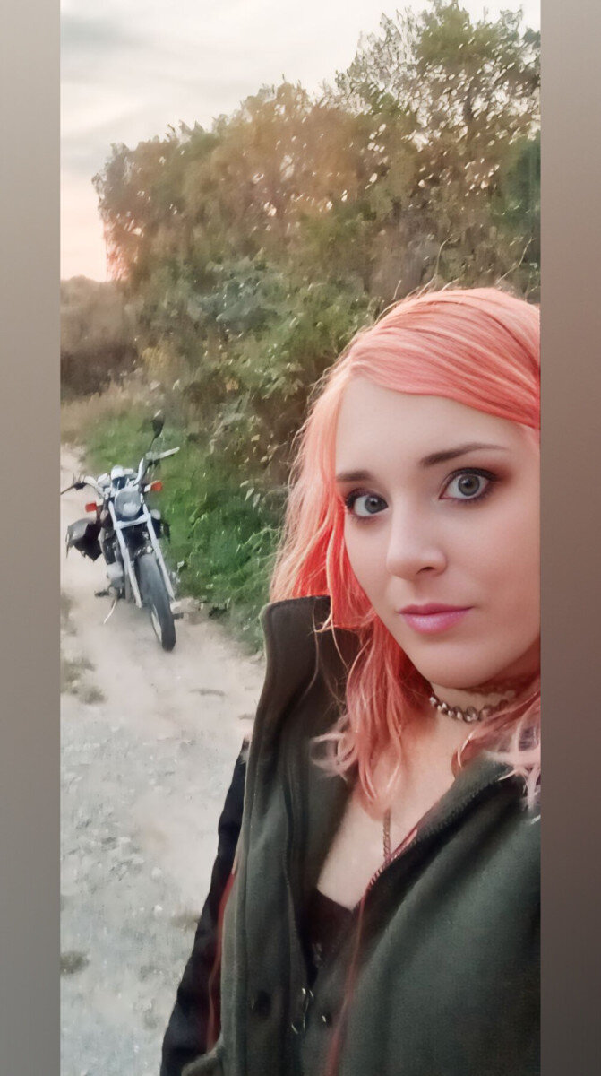 Badgirlrebelrider (@badgirlrebelrider), OnlyFans creator