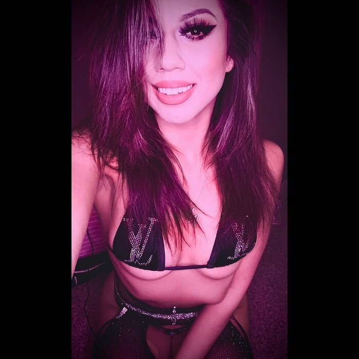 Badlilkittn (@badlilkittn), OnlyFans creator