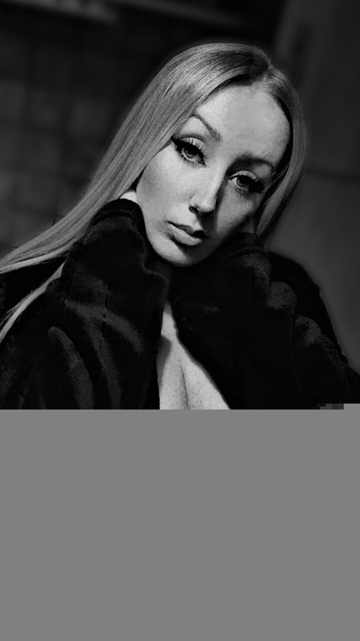 Balaclavawoman (@balaclava_woman), OnlyFans creator