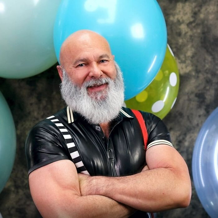 Balloonbuster (@balloonbuster), OnlyFans creator
