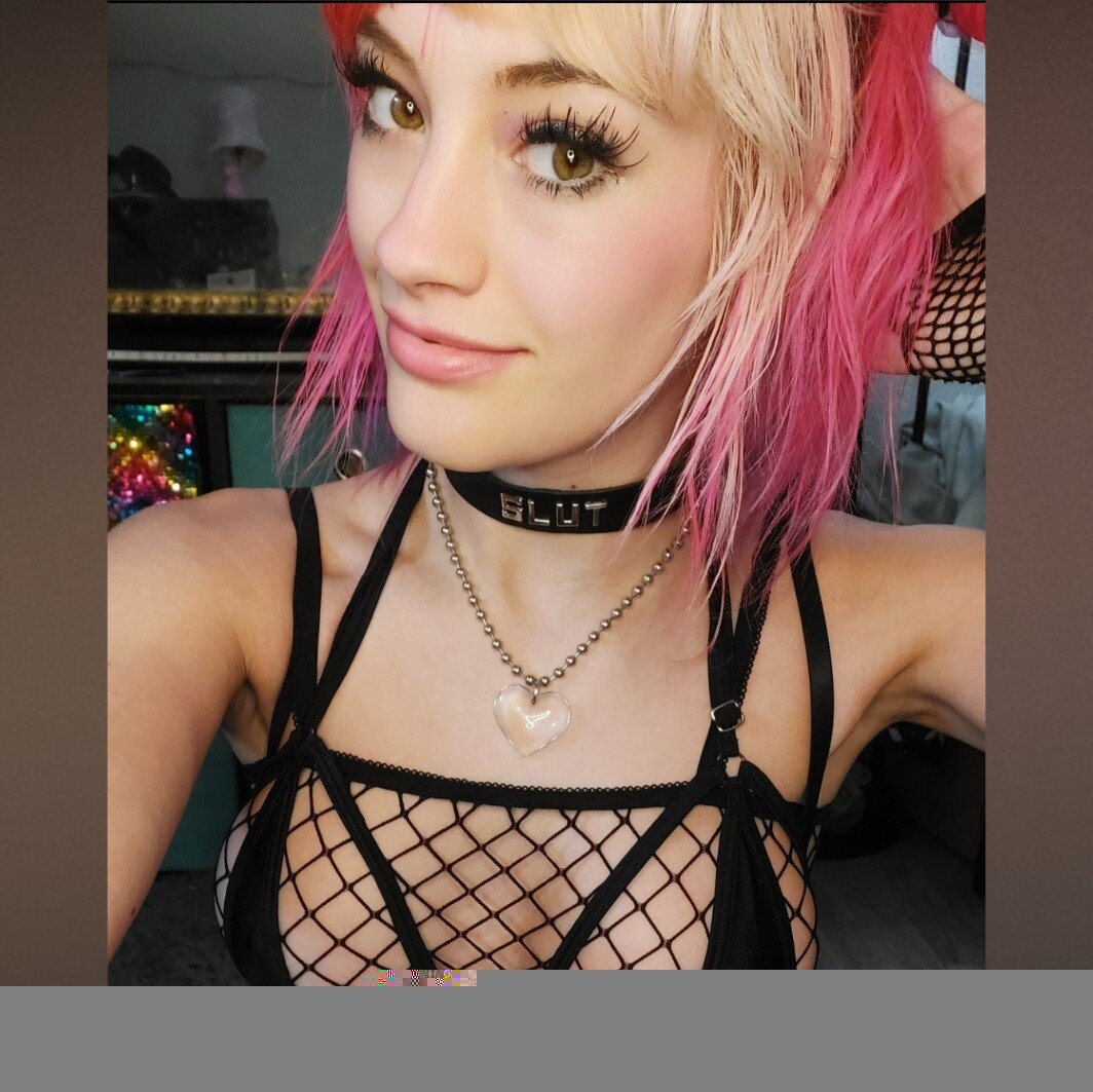 Bambiibrat (@bambiibrat), OnlyFans creator
