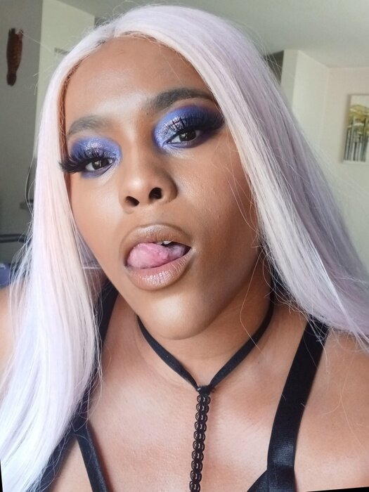 Bambiwhitemore (@bambiwhitemore), OnlyFans creator