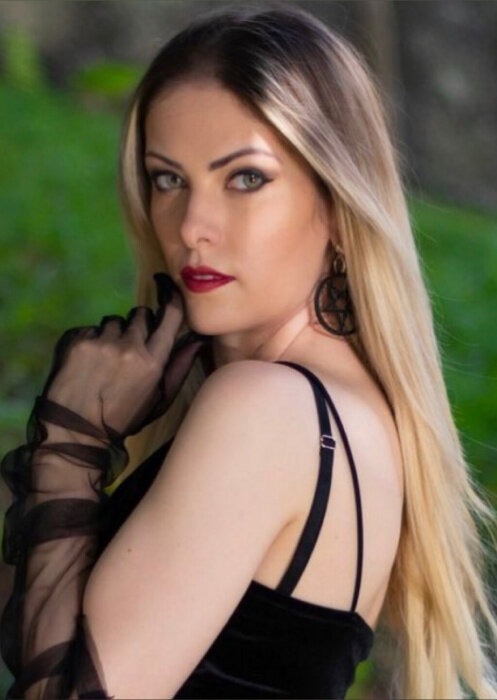 Barbiecrystal (@barbie_crystal), OnlyFans creator