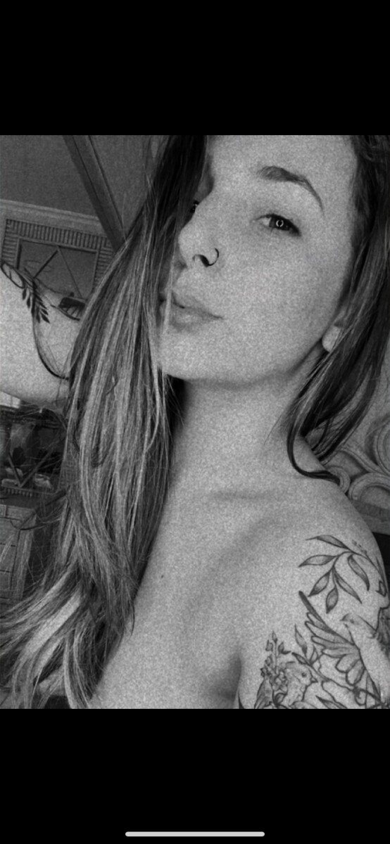 Barbieroberts21 (@barbieroberts21), OnlyFans creator