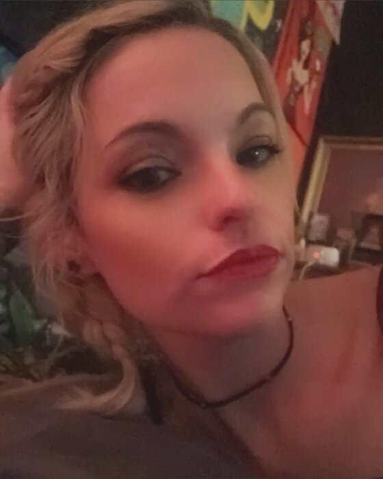 Barefootnurse369 (@barefootnurse369), OnlyFans creator