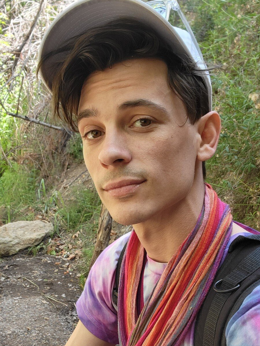 Basicwhitefucks (@basicwhitefucks), OnlyFans creator
