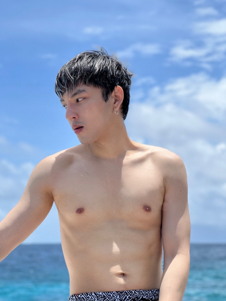 Bassoonchw (@bassoon_chw), OnlyFans creator