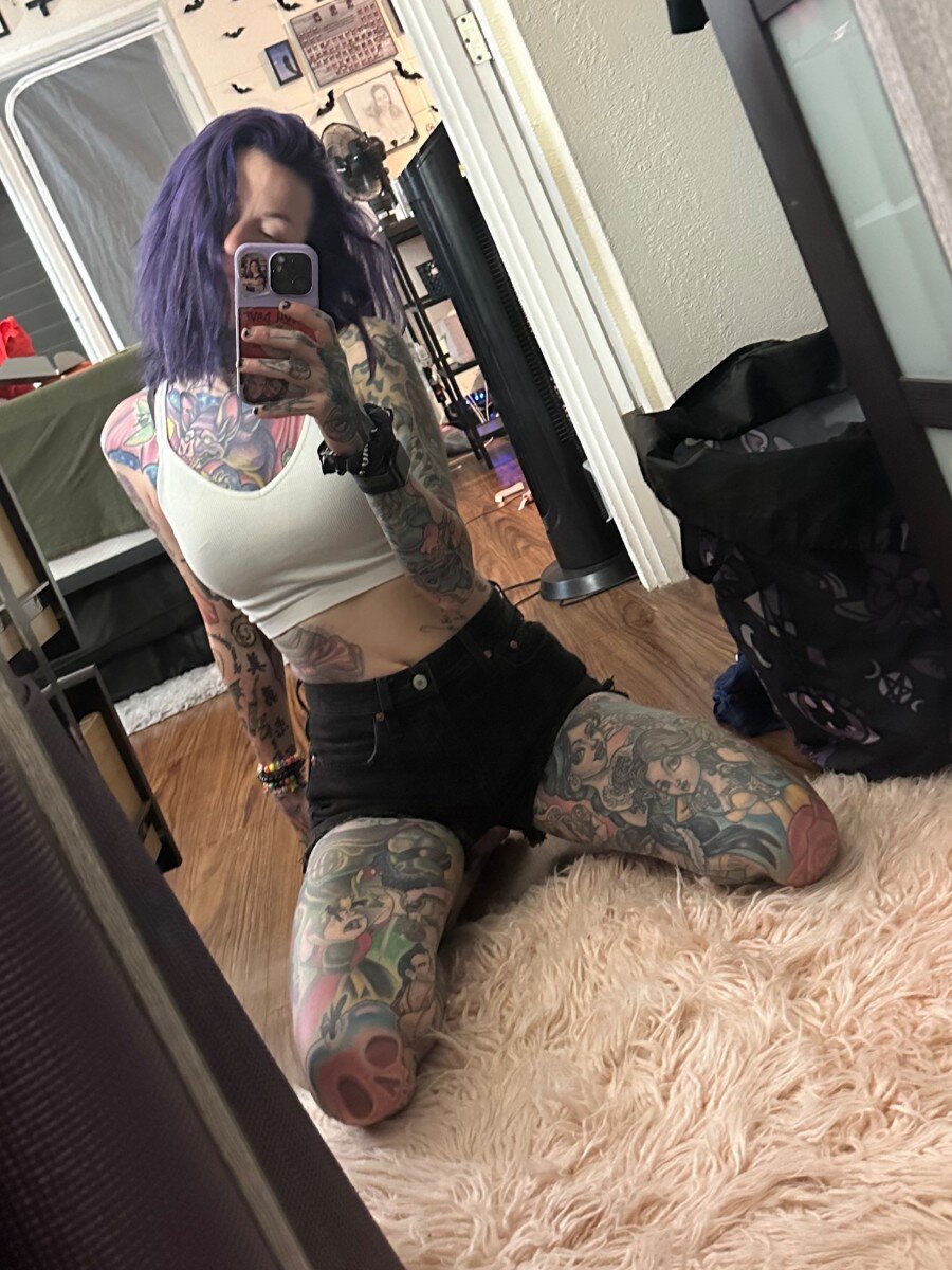 Batqueen88 (@batqueen88), OnlyFans creator