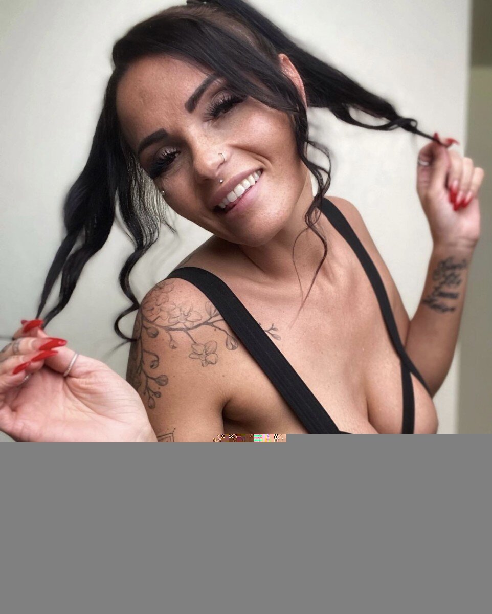 Bbbrittany (@bbbrittany), OnlyFans creator