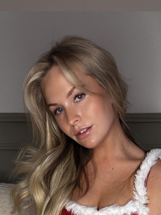 Bblondie24 (@bblondie_24), OnlyFans creator