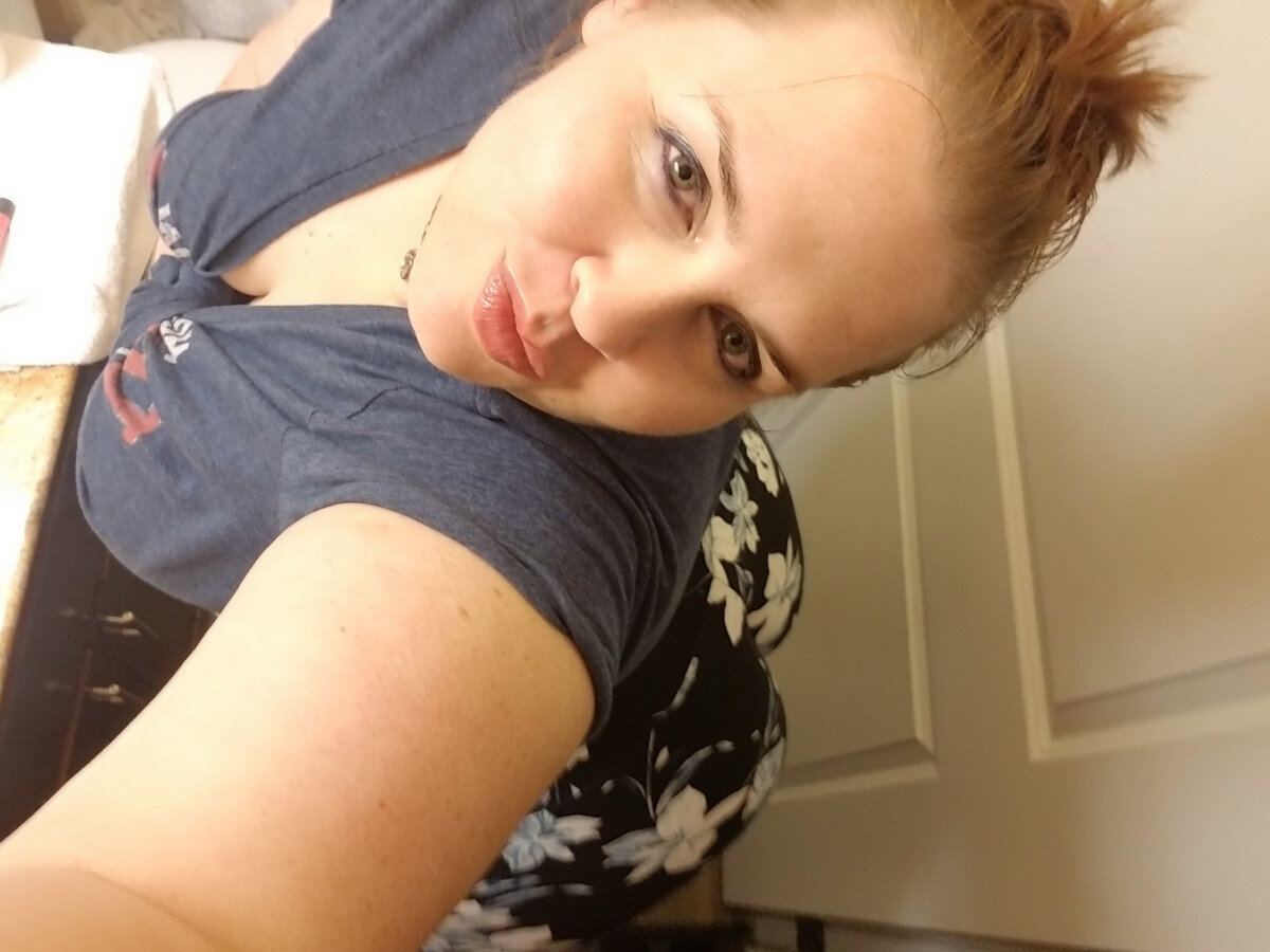 Bbw4red20 (@bbw4red20), OnlyFans creator