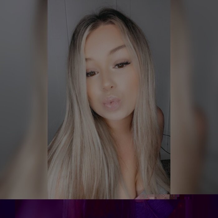 Bbygirljennxo (@bbygirljennxo), OnlyFans creator