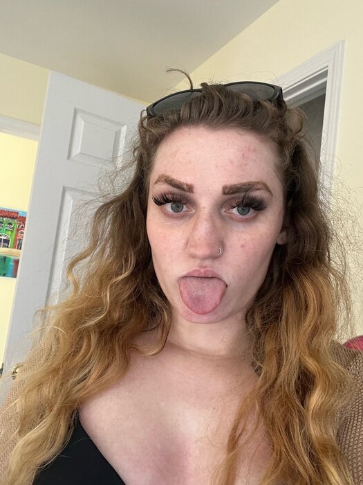 Bbyurcs (@bbyurcs), OnlyFans creator