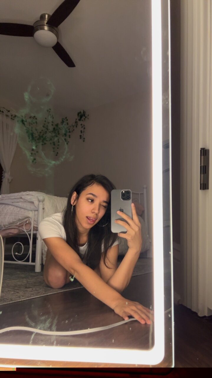 Bbyydes (@bbyydes), OnlyFans creator