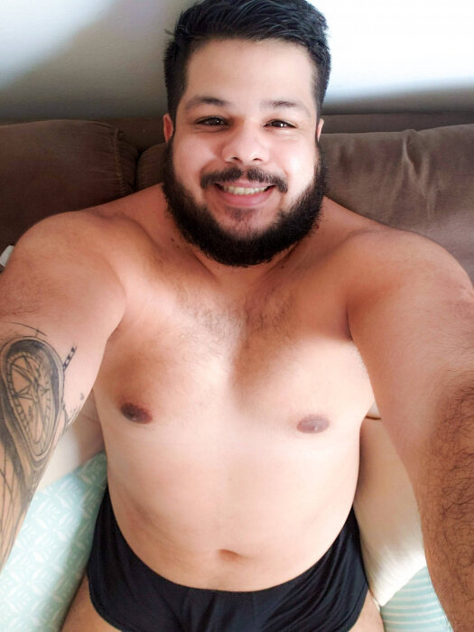 Beefycubbr (@beefycubbr), OnlyFans creator