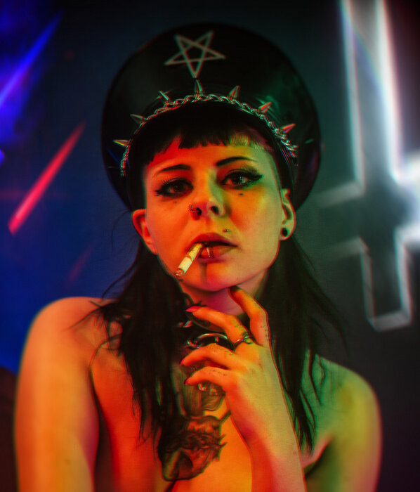 Beelzebbi (@beelzebbi), OnlyFans creator