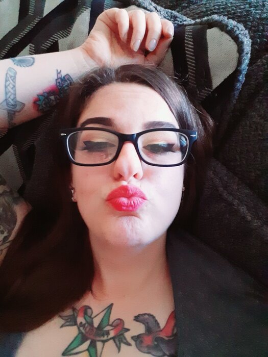 Beezlebot (@beezlebot), OnlyFans creator