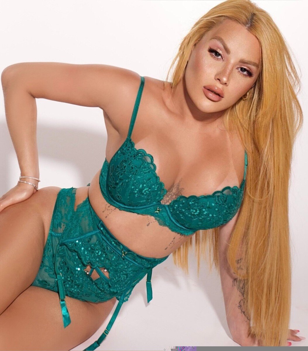 Belavalentina (@belavalentina), OnlyFans creator