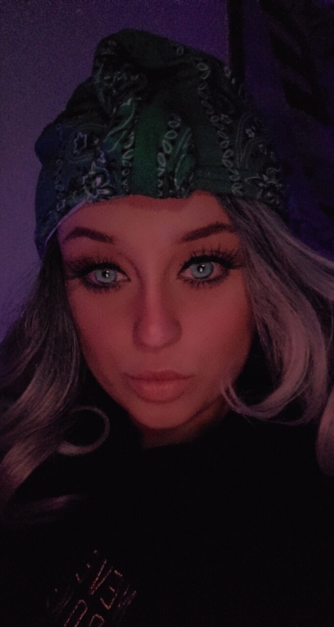 Bellarosered (@bella.rosered), OnlyFans creator